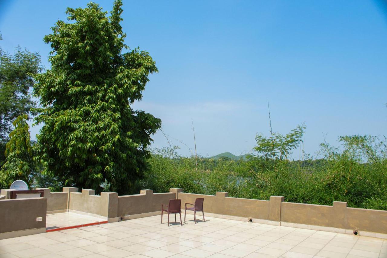 Panna Tiger Resort- Riverside Property Rājgarh 외부 사진
